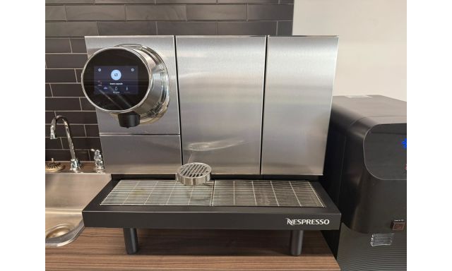 Espresso Machines Nespresso Momento 120