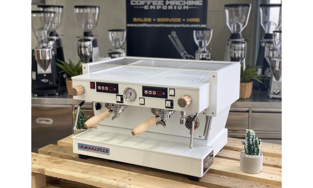 Espresso Machines La Marzocco Linea Classic AV
