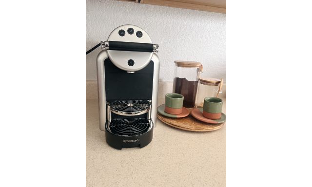 Espresso Machines Nespresso Nespresso Professional Zenius Machine (used)