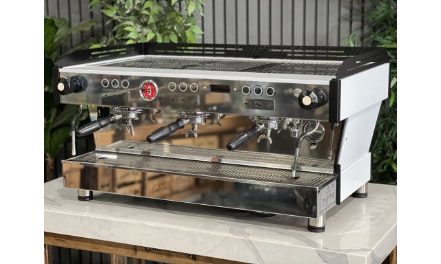 Espresso Machines La Marzocco Linea PB