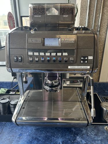 Grindmaster-Cecilware PIC3 Máquina café capuchino de tres sabores