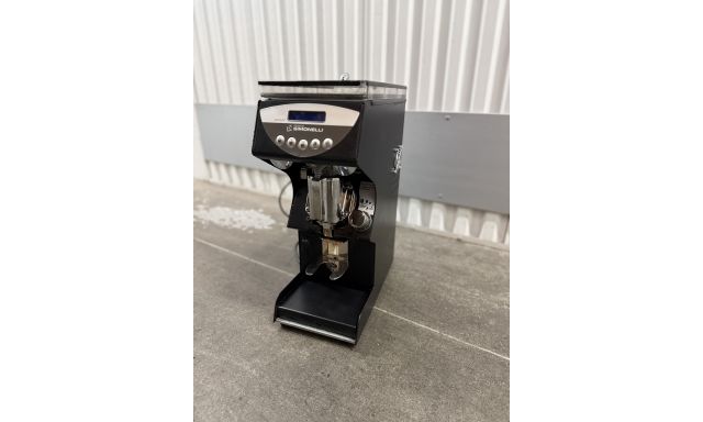 Espresso Machines Nuova Simonelli Mythos One Clima Pro