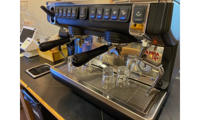 Espresso Machines Nuova Simonelli Appia Compact