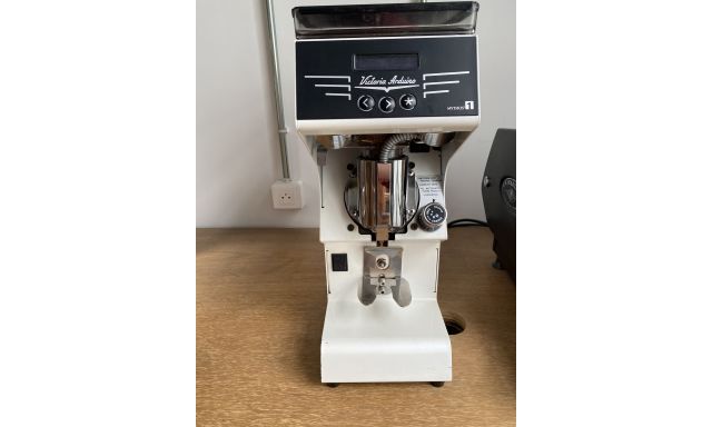 Espresso Grinders Victoria Arduino Mythos One