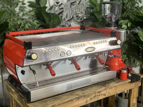 Espresso Machines La Marzocco GB5 3 Group & Mazzer Robur Electronic Package