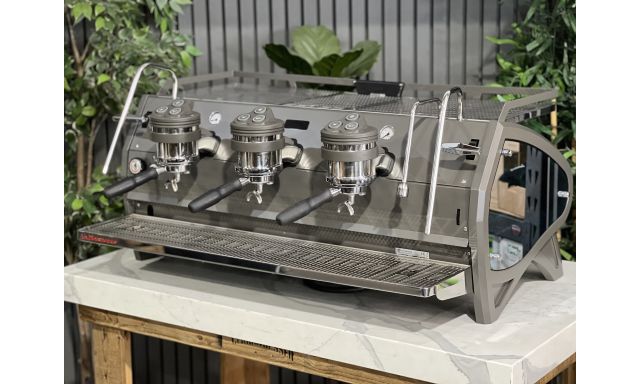 Espresso Machines La Marzocco Strada S