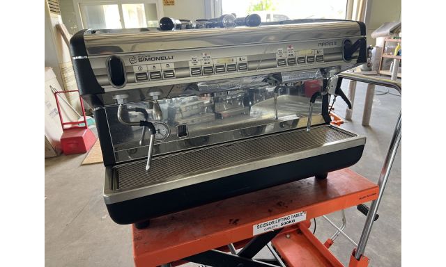 Espresso Machines Nuova Simonelli Appia II