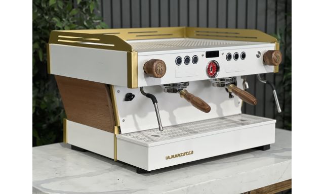 Espresso Machines La Marzocco Linea PB