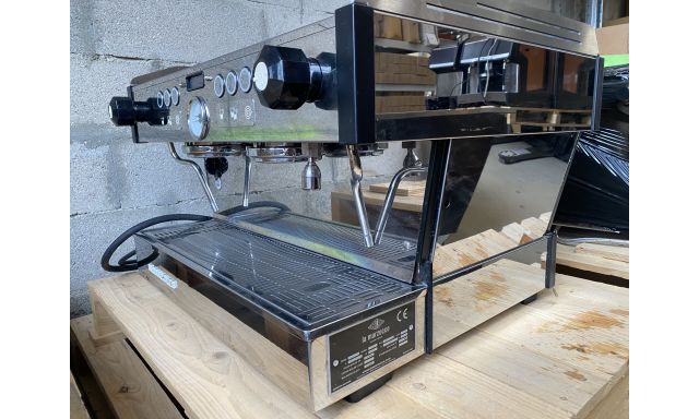 Espresso Machines La Marzocco Linea PB AV