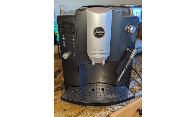 Espresso Machines Jura Impressa E8