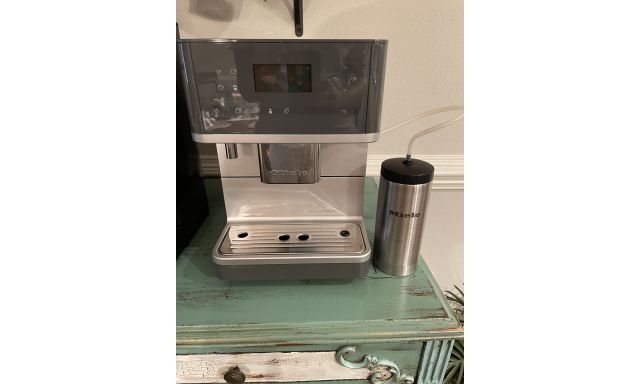 Espresso Machines Miele CM6150/CM6350