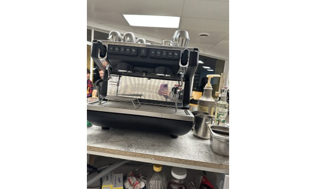 Espresso Machines Nuova Simonelli Appia Life Volumetric 2 group