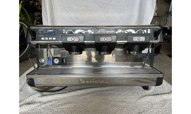 Espresso Machines Nuova Simonelli Aurelia II T3