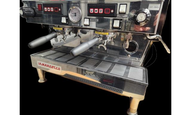 Espresso Machines La Marzocco Linea 2AV (Automatic Volume)