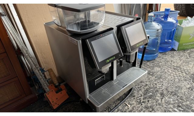 Super Automatic Machines Eversys E4